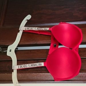 Victoria's Secret bra